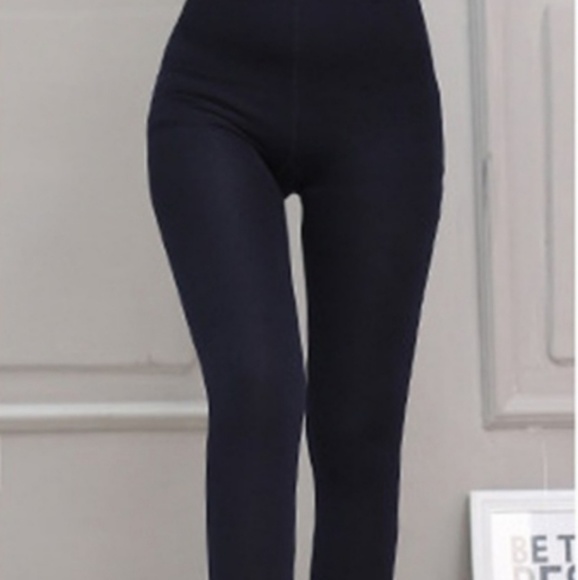 Leggins - Picture 2 of 6